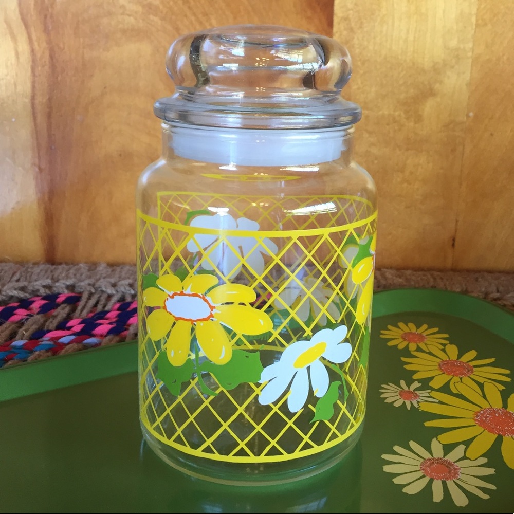 70s Hildi Daisy Canister